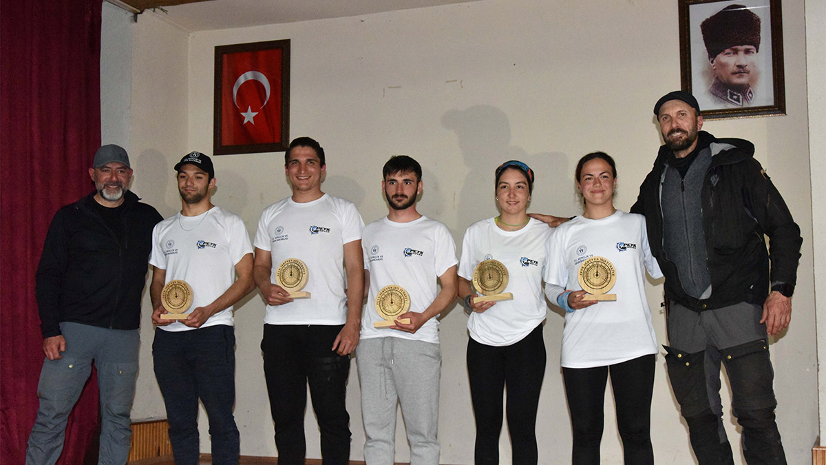Isparta'da düzenlenen PEYK Serüven Yarışması'nda dereceye giren takımlara ödülleri verildi.