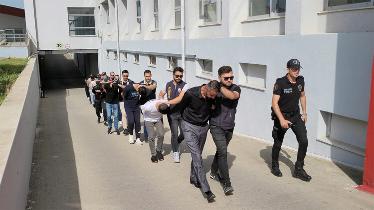 Sazan sarmalı yöntemi dolandırıcılığına 6 tutuklama