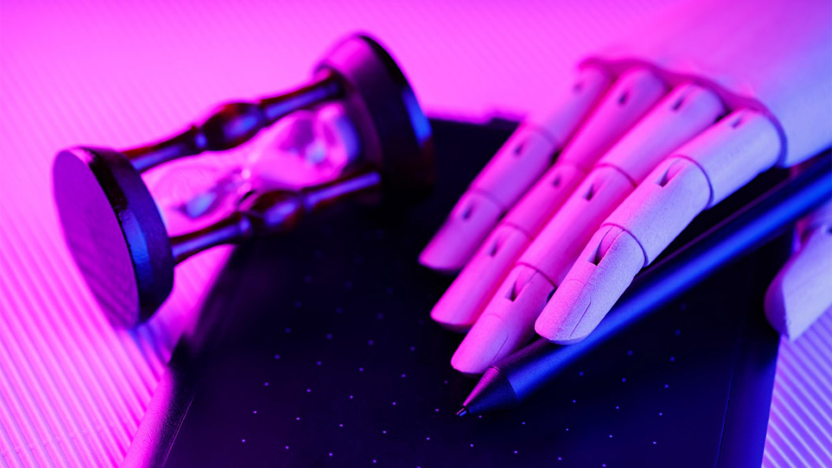 DNSSense’in Yapay Zeka Takım Lideri Ebubekir Buber, Siber güvenlikte yapay zeka, doğal dil işleme ve makine öğrenmesi gibi yüksek teknolojilerin kullanımına ilişkin akademik çalışmalar yürüten bir ekibe sahip olduklarını ifade etti.