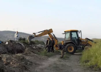 Çatalca'da iki kişinin cesedinin bulunması için kazı yapıldı