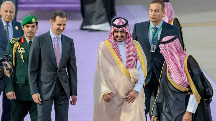 12 yıl sonra Beşar Esad Arap Ligi Zirvesi'nde