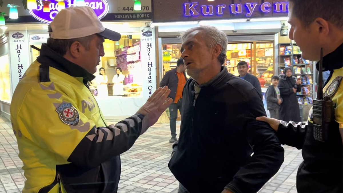 Traktörüyle şampiyonluk kutlayan sürücüye ceza