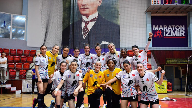 Türk kadın takımları Avrupa'ya damga vurdu