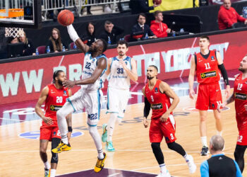Türk Telekom EuroCup'ta ikinci oldu
