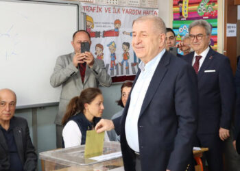 Ümit Özdağ seçim sonuçlarını Genel Merkez'den takip edecek
