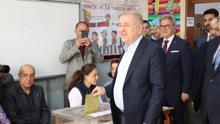 Ümit Özdağ seçim sonuçlarını Genel Merkez'den takip edecek