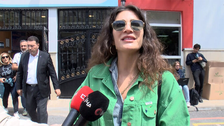 Ünlü oyuncular oylarını kullandı