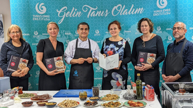 Londra El Sanatları Haftası'nda elde edilen gelir depremzedelere bağışlanacak