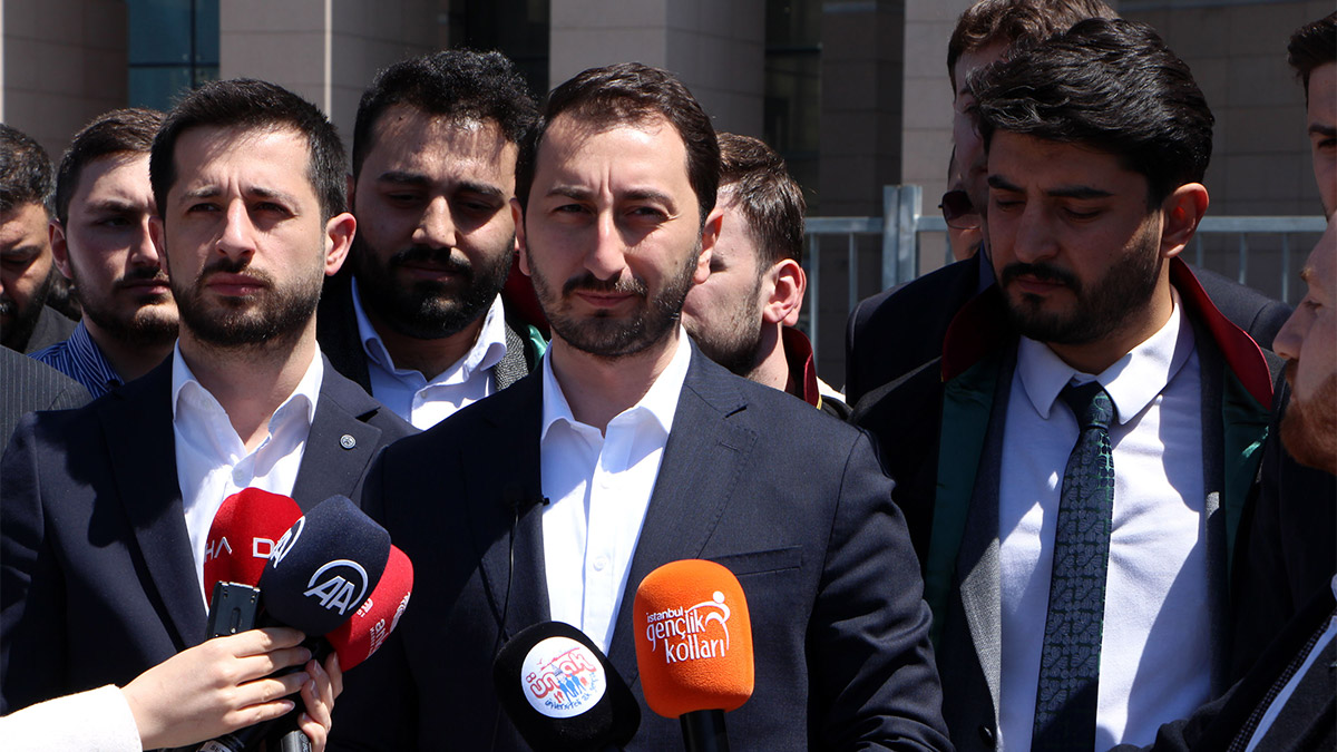 AK Parti Gençlik Kolları'ndan silah dağıtımı paylaşımına suç duyurusu