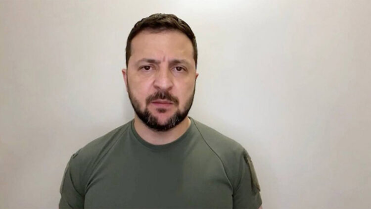 Zelenski, Rusya'ya yönelik yaptırımlarını açıkladı