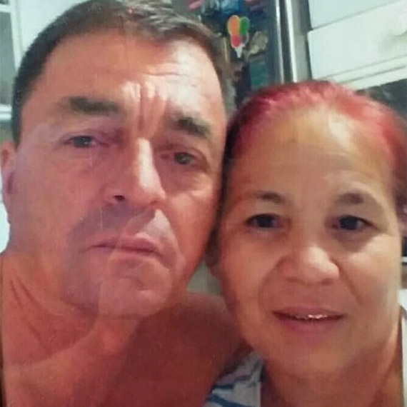 İzmir'in Bayraklı ilçesindeki 4 Türkmen cinayetinde şüpheli Saparmurat Haliyev, sevk edildiği adliyede tutuklandı. Haliyev'e yardım ettiği öne sürülen 3 şüpheli ise adli kontrol şartıyla serbest bırakıldı.