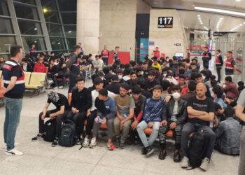 42 bin 685 düzensiz göçmen sınır dışı edildi