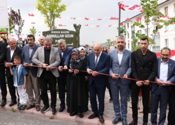 Abdullah Uzun Parkı hizmete açıldı