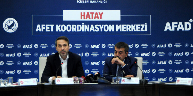 Alparslan Bayraktar ile Yusuf Tekin Hatay'da