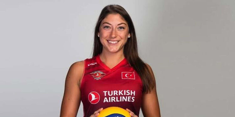 Aydın Büyükşehir Belediyespor, Lauren Carlini'yi aldı