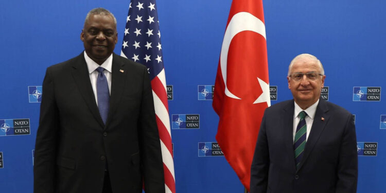 Bakan Güler ABD Savunma Bakanı ile görüştü