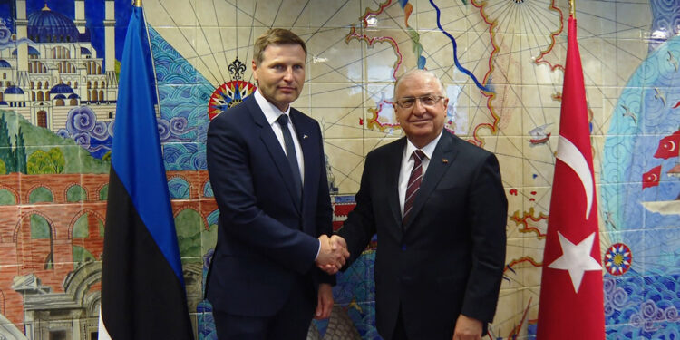 Bakan Güler, Estonya Savunma Bakanı ile görüştü