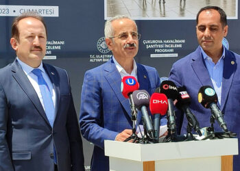 Bakan Uraloğlu, Çukurova Bölgesel Havalimanı'nı inceledi