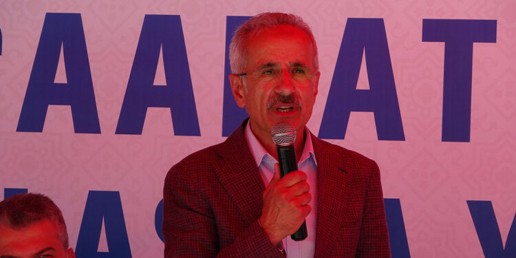 Bakan Uraloğlu: Güzel ve uyumlu bir ekibimiz var