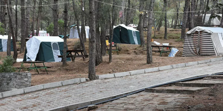 Bayram öncesi çadır ve karavan tatiline yoğun talep