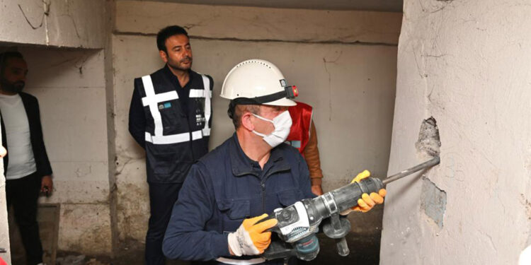 Beşiktaş'ta deprem risk analizine başlandı