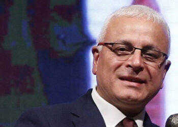 CHP, Merdan Yanardağ için heyet görevlendirdi