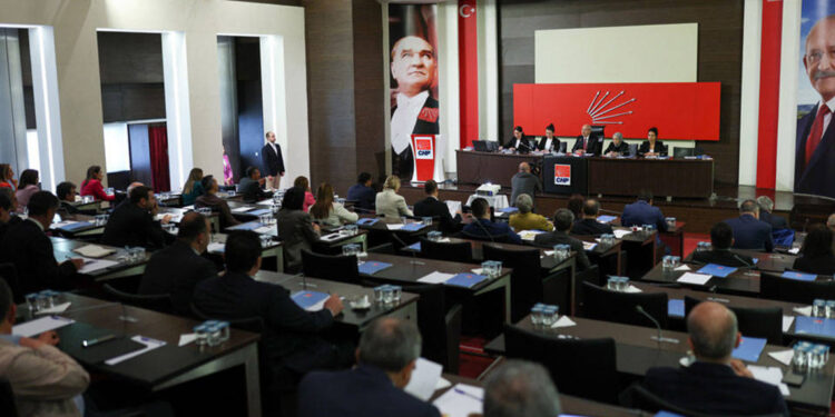 CHP'de yeni MYK belli oldu