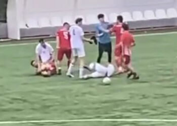 Cevatpaşaspor- Zeytinburnu Yıldızspor maçında kavga