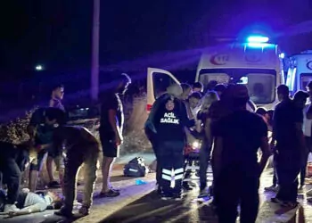 Çorlu'da 3 aracın karıştığı kaza: 1 ölü, 3 yaralı