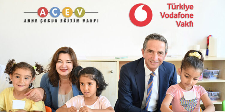 Deprem bölgesinde Çocuk ve Aile Merkezleri açılıyor