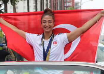 Dünya şampiyonu Nafia Kuş, hayalini gerçekleştirdi