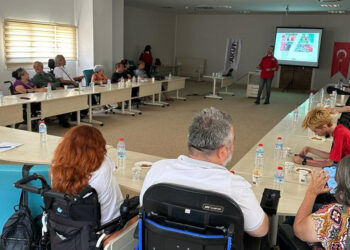 Engelsizmir 'afet' eğitiminde