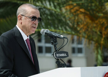 Erdoğan, Haydarpaşa Anadolu Lisesi'nde konuştu