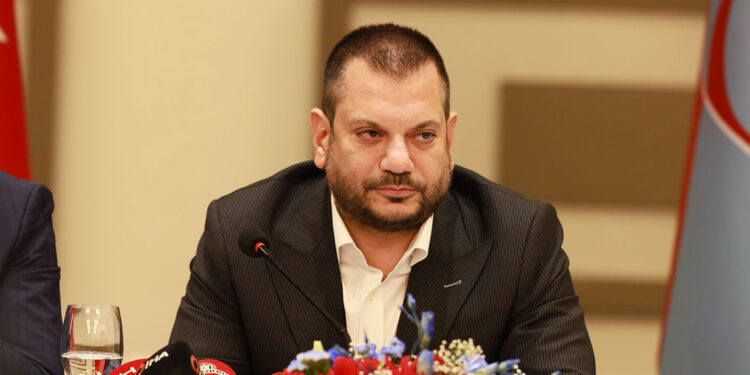 Ertuğrul Doğan: 1 oyuncu transferi bitti