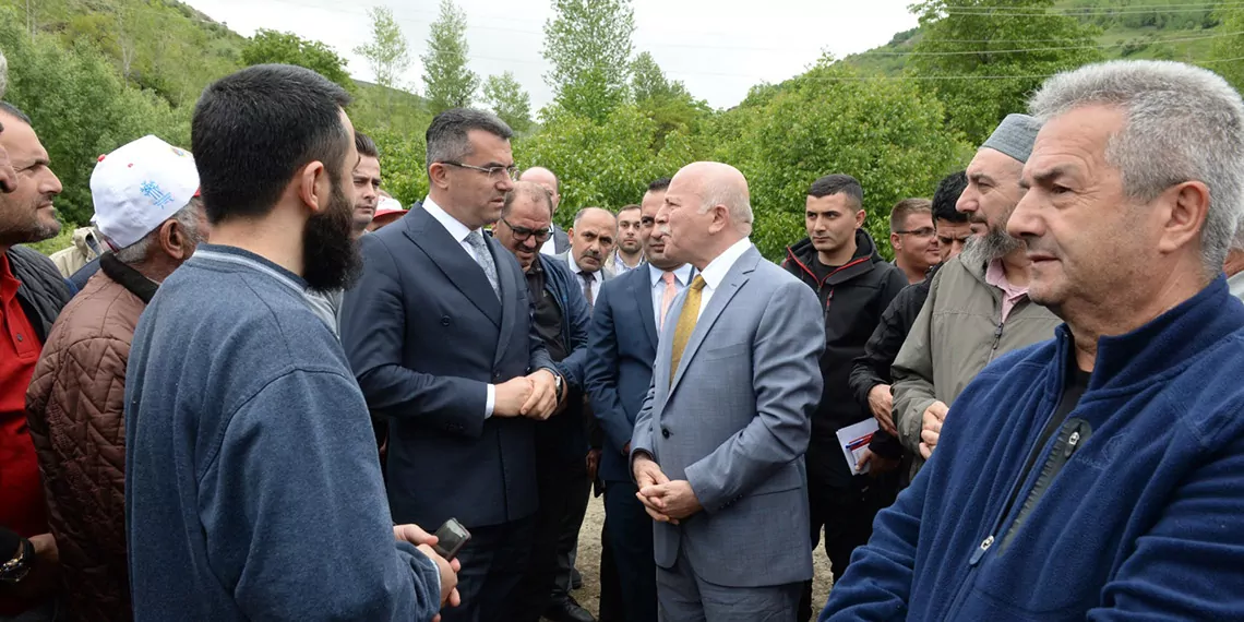 Erzurumda mahalledeki yanginda zarar gorenlere yardimz - yerel haberler - haberton