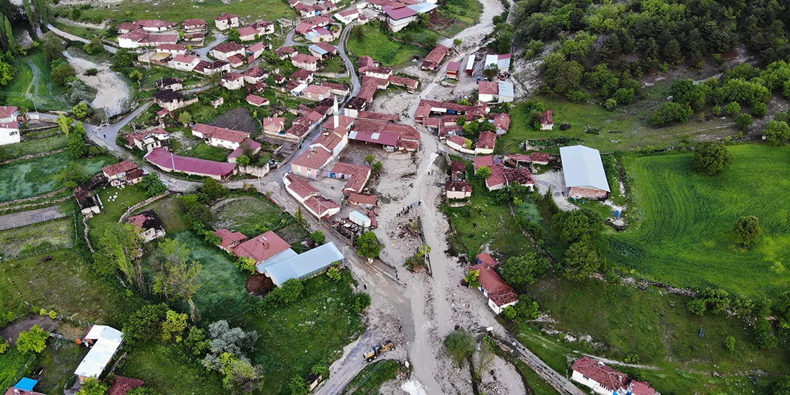 Eskisehirde sele neden olan saganak yasami felc ettik - öne çıkan - haberton