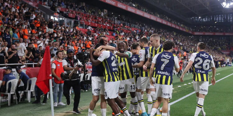 Fenerbahçe Ziraat Türkiye Kupası'nın sahibi oldu
