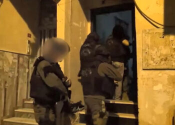 HDP'nin Okmeydanı temsilcilik binasına operasyon