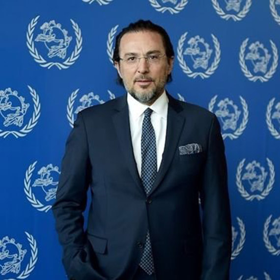 Hakan Çevikoğlu: Türkiye e-ticarette ihracatçı olmalı