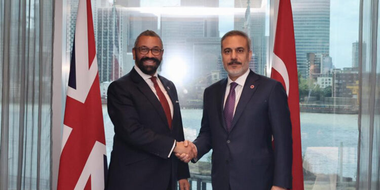 Hakan Fidan Londra temaslarını sürdürüyor