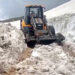 Haziranda karla mücadele; yaylanın yolu yeni açıldı
