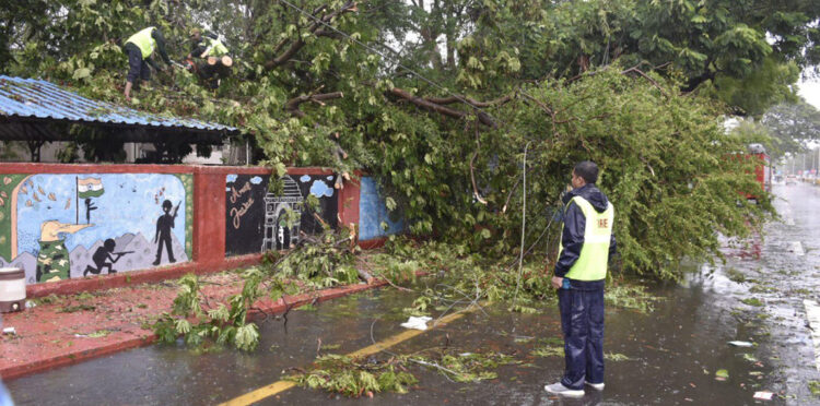 Hindistan’ı Biparjoy Kasırgası vurdu: 2 ölü, 22 yaralı