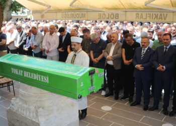 Kazada ölen YTB Personel Daire Başkanı defnedildi