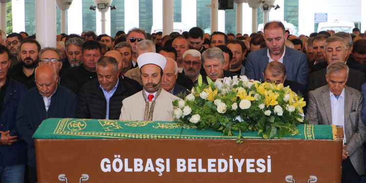 Kazada ölen iş insanı Fatih Yiğit, defnedildi