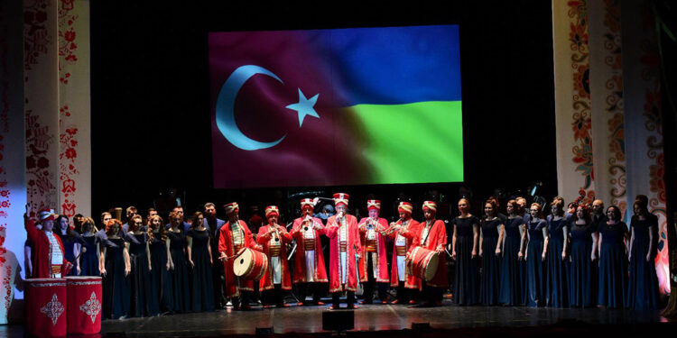 Kiev’de ‘İki Halk Tek Kalp’ konseri