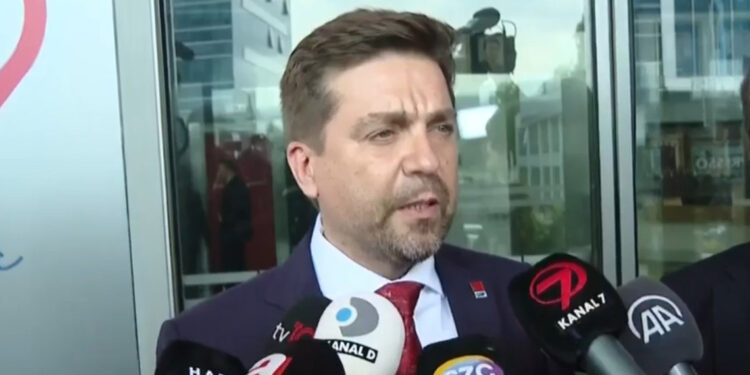 Kılıçdaroğlu il başkanları ile bir araya geldi