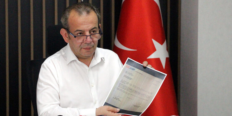 Kılıçdaroğlu’nu Atatürk'ün koltuğundan kaldırmak için yürüyorum