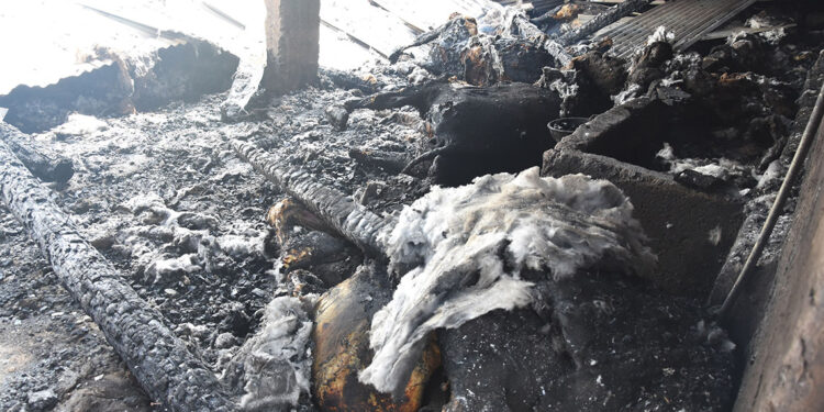 Köydeki kundaklama şüpheli yangında 1 gözaltı