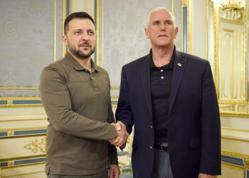 Mike Pence’den Kiev’e sürpriz ziyaret
