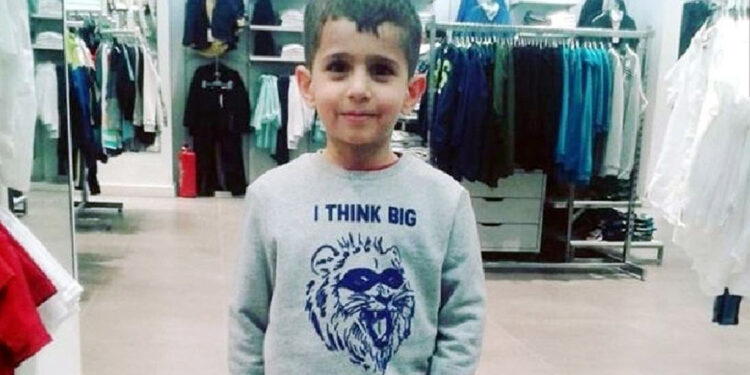 Miraç'ın şırıngalı çikolatadan ölümünde 5 sanığa hapis